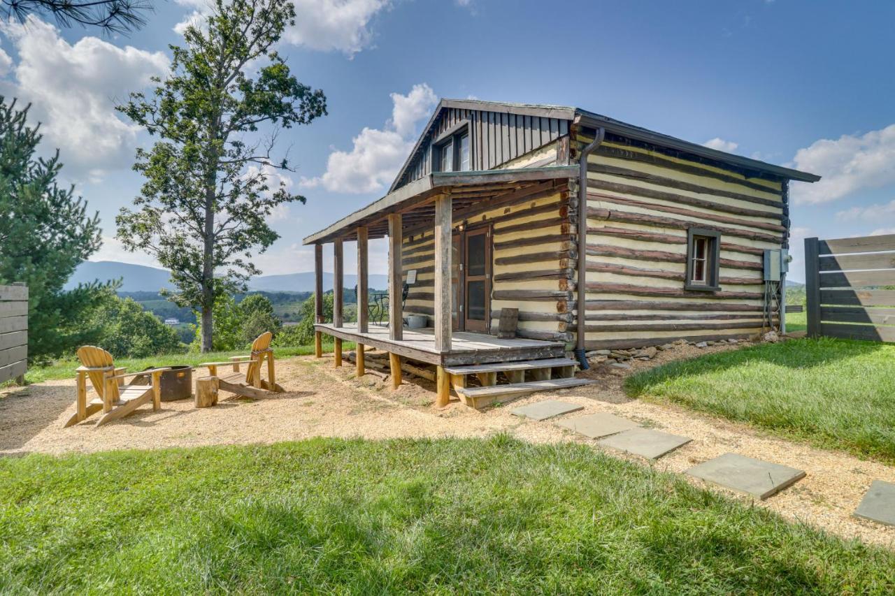 Rustic Baileys Retreat Cabin Near Wineries! Crozet 외부 사진