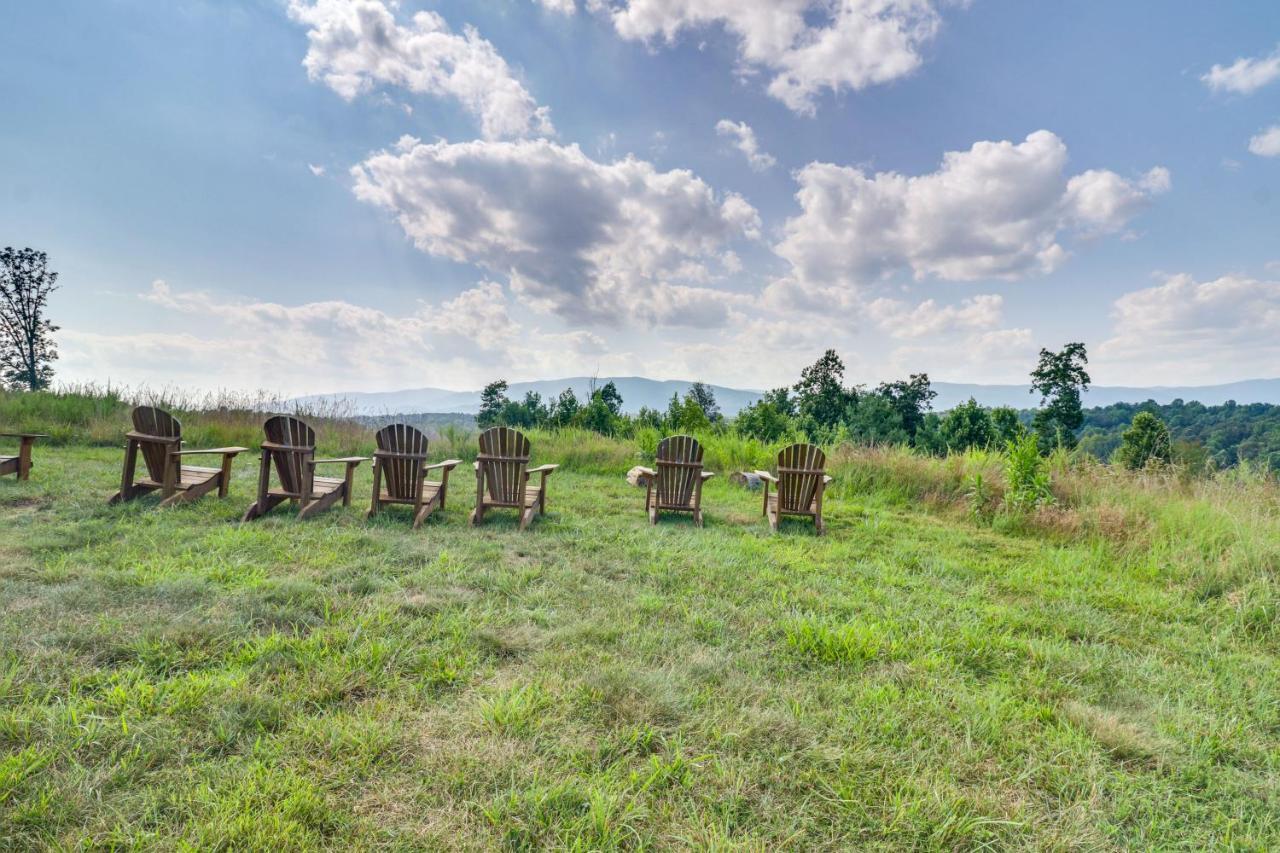 Rustic Baileys Retreat Cabin Near Wineries! Crozet 외부 사진
